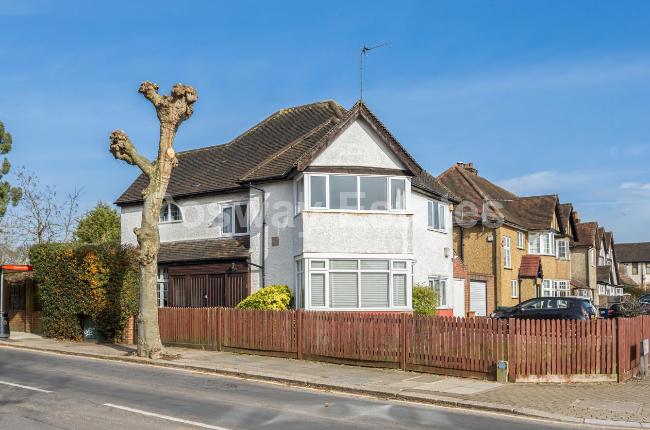 Woodcroft Avenue, Mill Hill